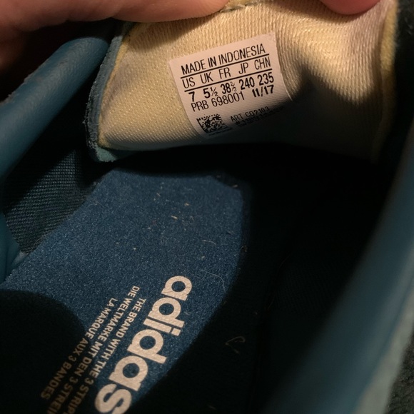 Adidas sneakers - Picture 5 of 5